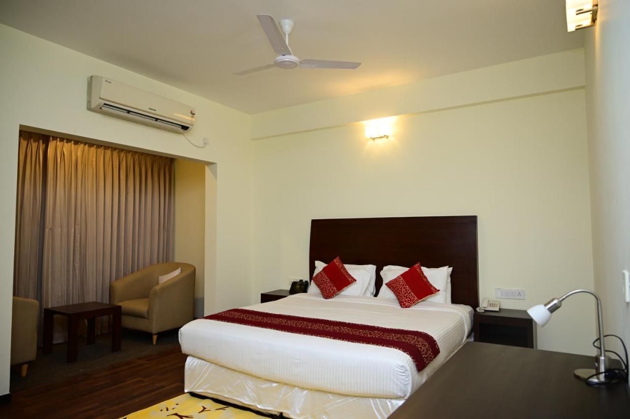 Sterling Keys By Tgi Hotel บังกาลอร์ ภายนอก รูปภาพ