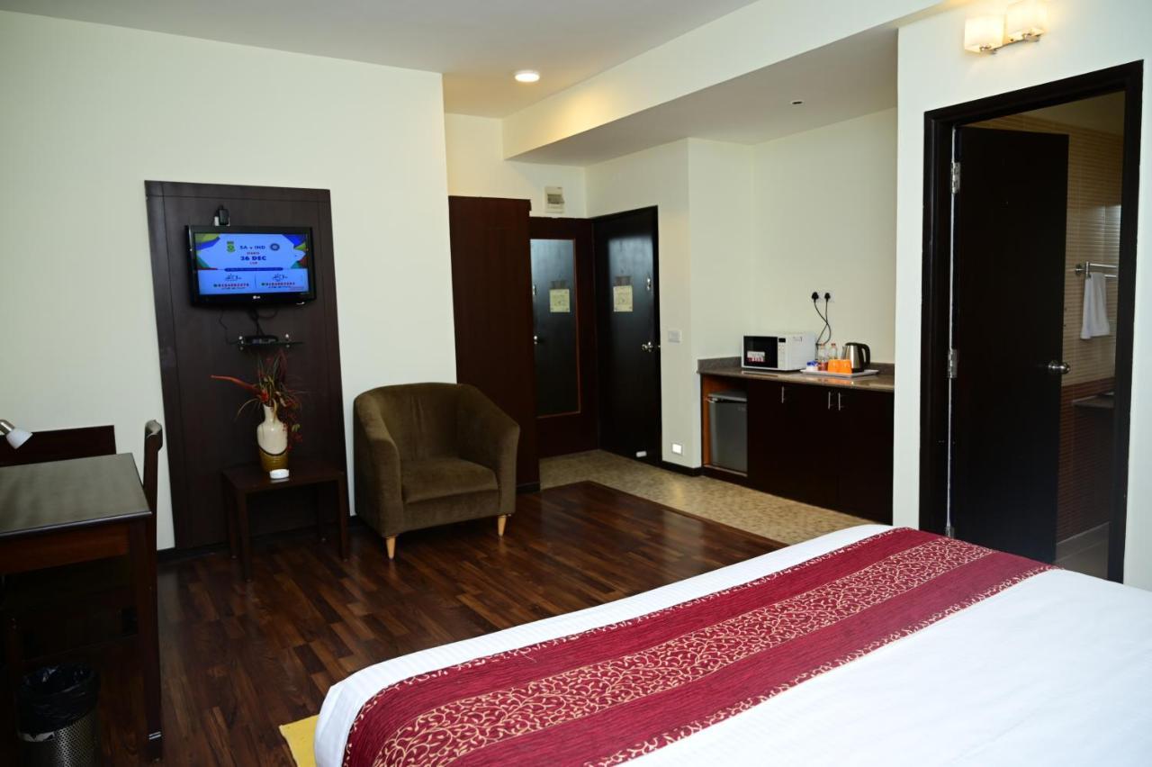 Sterling Keys By Tgi Hotel บังกาลอร์ ภายนอก รูปภาพ